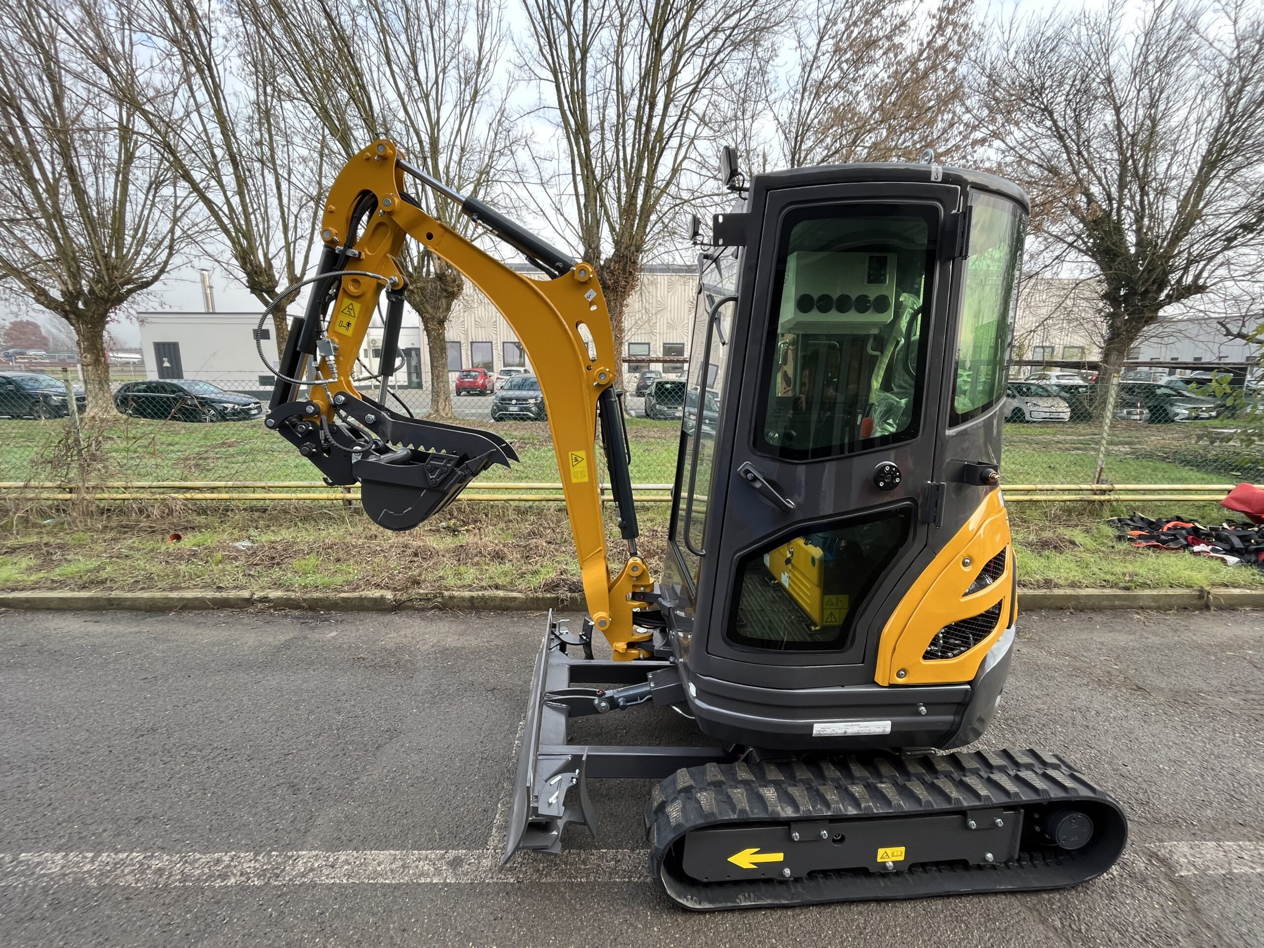 M.FENDT23 Baumaschinen &ndash; kompakte Minibagger & Zubeh&ouml;r f&uuml;r Profis